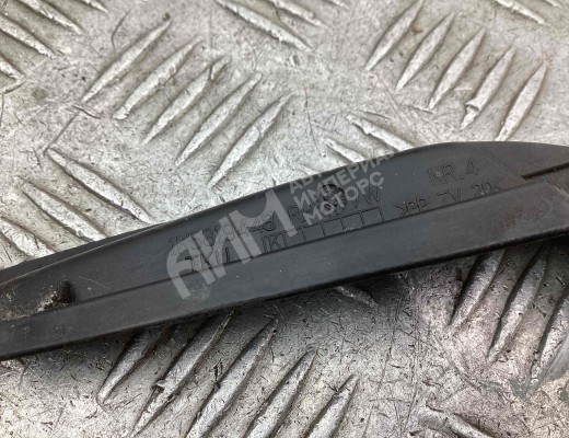 Накладка декоративная Volkswagen Golf V (1K) 2004-2009  Volkswagen Golf Golf V (1K) 2004-2009