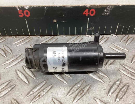 Насос (моторчик) омывателя стекла MAN TGS I 2007-2020  MAN TGS TGS I 2007-2020