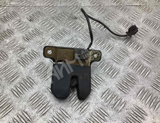 Замок багажника Audi 80 B4 (8C) 1991-1995  Audi 80 80 B4 (8C) 1991-1995