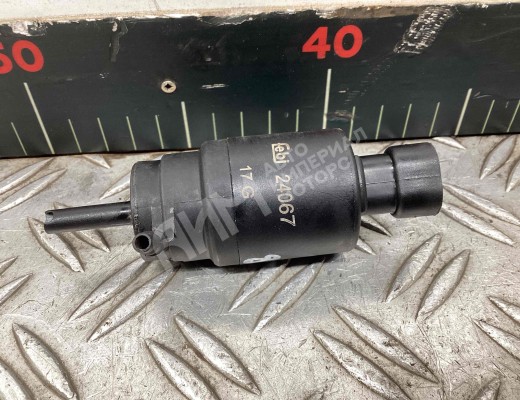 Насос (моторчик) омывателя стекла Iveco EuroTech 1992-2002  Iveco EuroTech EuroTech 1992-2002