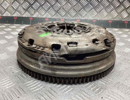Маховик Toyota Avensis II (T250) 2003-2008  Toyota Avensis Avensis II (T250) 2003-2008