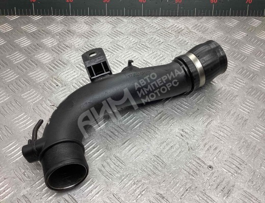 Патрубок интеркулера Toyota Avensis II (T250) 2003-2008  Toyota Avensis Avensis II (T250) 2003-2008