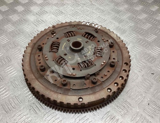 Маховик Audi A4 B6 (8EC, 8E5) 2000-2004  Audi A4 A4 B6 (8EC, 8E5) 2000-2004