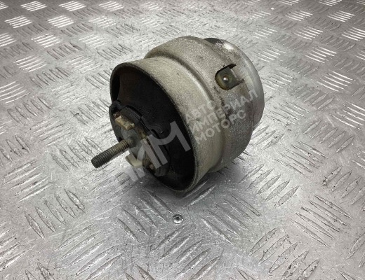 Подушка крепления двигателя Audi A4 B6 (8EC, 8E5) 2000-2004  Audi A4 A4 B6 (8EC, 8E5) 2000-2004