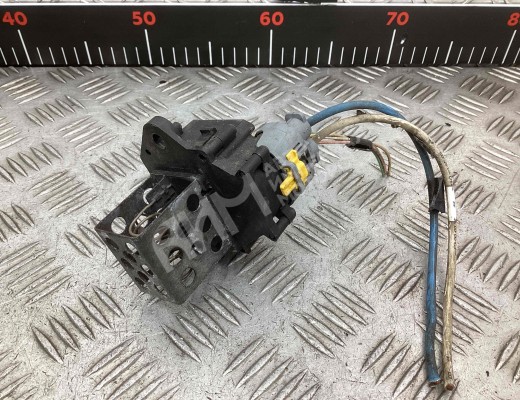 Реле вентилятора Citroen C4 Picasso (UD) 2006-2013  Citroen C4 Picasso C4 Picasso (UD) 2006-2013