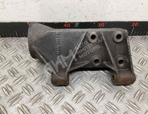 Кронштейн генератора Mercedes Atego I 1998-2012  Mercedes Atego Atego I 1998-2012