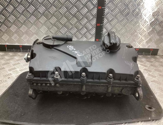 Головка блока цилиндров Volkswagen Golf IV (1J) 1997-2004  Volkswagen Golf Golf IV (1J) 1997-2004