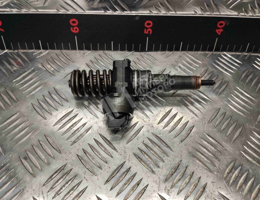 Форсунка Volkswagen Sharan I (7M) 2003-2010 2-й рестайлинг  Volkswagen Sharan Sharan I (7M) 2003-2010 2-й рестайлинг