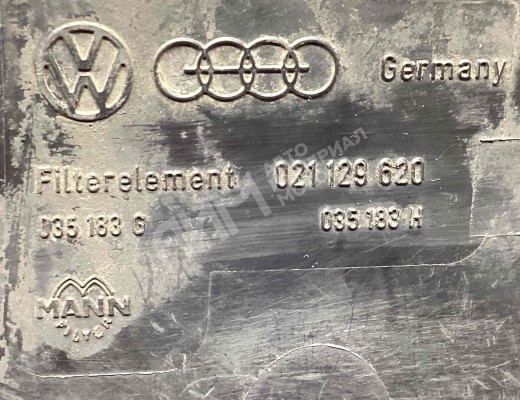 Корпус воздушного фильтра Audi 100 C3 1982-1991  Audi 100 100 C3 1982-1991