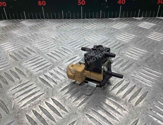 Клапан электромагнитный Volkswagen Golf IV (1J) 1997-2004  Volkswagen Golf Golf IV (1J) 1997-2004