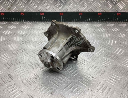 Помпа Toyota 6FD30  Toyota 6FD30 6FD30