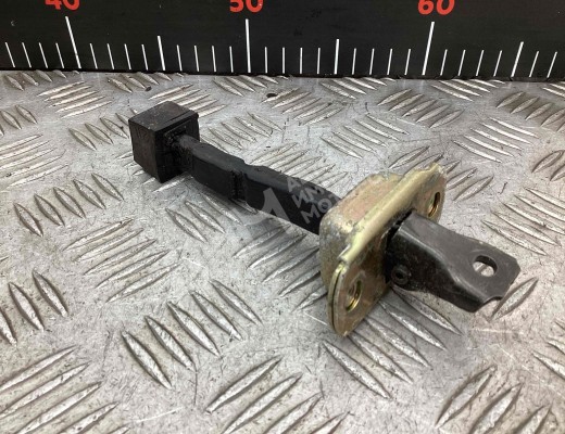 Ограничитель открывания двери передней Mitsubishi Lancer 9 (CS) 2003-2005 рестайлинг  Mitsubishi Lancer Lancer 9 (CS) 2003-2005 рестайлинг