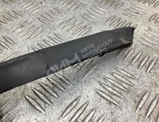 Уплотнитель двери задней правой Volkswagen Golf Sportsvan I 2014-2020  Volkswagen Golf Sportsvan Golf Sportsvan I 2014-2020