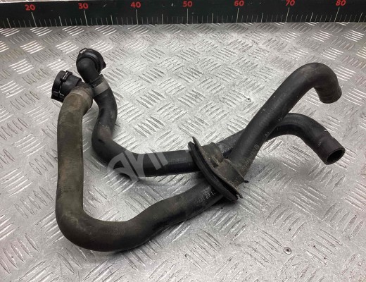 Патрубок отопителя (печки) Volkswagen Passat B5 (3B) 1996-2000  Volkswagen Passat Passat B5 (3B) 1996-2000