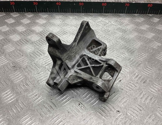 Кронштейн компрессора кондиционера Subaru Impreza III (GH,GR/G12/G22) 2007-2012  Subaru Impreza Impreza III (GH,GR/G12/G22) 2007-2012