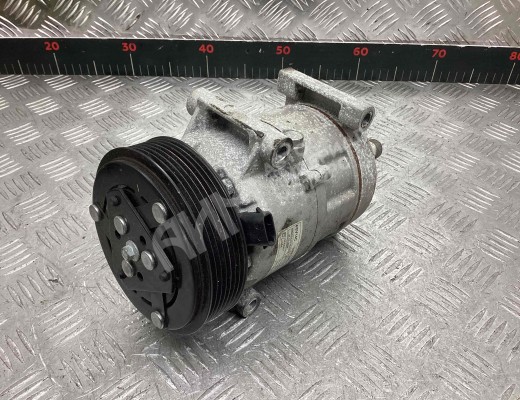 Компрессор кондиционера Renault Megane II 2002-2006  Renault Megane Megane II 2002-2006