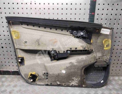 Обшивка двери передней правой (дверная карта) Opel Astra H 2004-2007  Opel Astra Astra H 2004-2007
