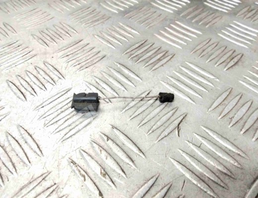 Трос двери передней Skoda Octavia A5 (1Z) 2004-2008  Skoda Octavia Octavia A5 (1Z) 2004-2008