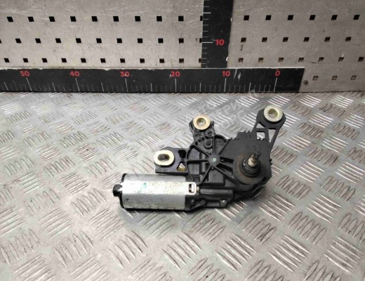 Моторчик заднего стеклоочистителя (дворника) Audi A4 B5 (8D) 1999-2001 рестайлинг  Audi A4 A4 B5 (8D) 1999-2001 рестайлинг