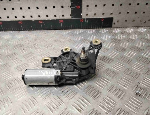 Моторчик заднего стеклоочистителя (дворника) Audi A6 C5 (4B) 2001-2004 рестайлинг  Audi A6 A6 C5 (4B) 2001-2004 рестайлинг