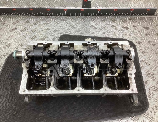 Головка блока цилиндров Volkswagen Golf IV (1J) 1997-2004  Volkswagen Golf Golf IV (1J) 1997-2004