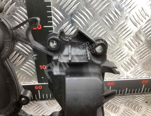 Головка блока цилиндров Peugeot 307 (3A/3H) 2001-2005  Peugeot 307 307 (3A/3H) 2001-2005