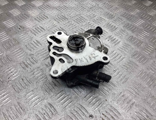 Насос вакуумный Volkswagen Touran I (1T) 2003-2006  Volkswagen Touran Touran I (1T) 2003-2006