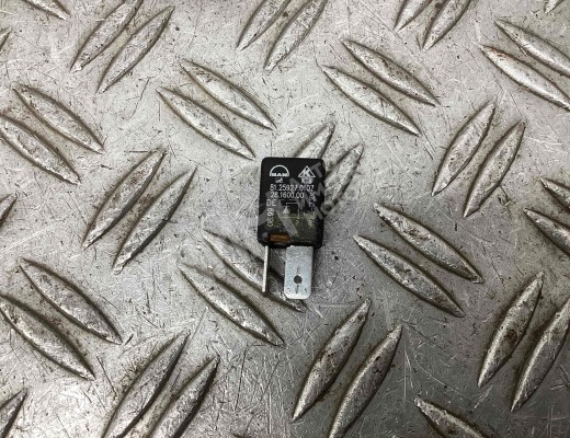 Реле (прочие) Mercedes Citaro (O530) 1997-2007  Mercedes Citaro Citaro (O530) 1997-2007