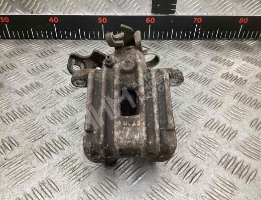 Суппорт задний левый Volkswagen Passat B5+ (3B) 2000-2005 рестайлинг  Volkswagen Passat Passat B5+ (3B) 2000-2005 рестайлинг