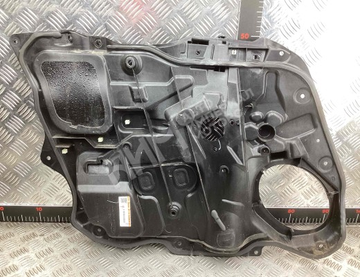 Ручка внутренняя передняя правая Mazda 3 I (BK) 2003-2009  Mazda 3 3 I (BK) 2003-2009