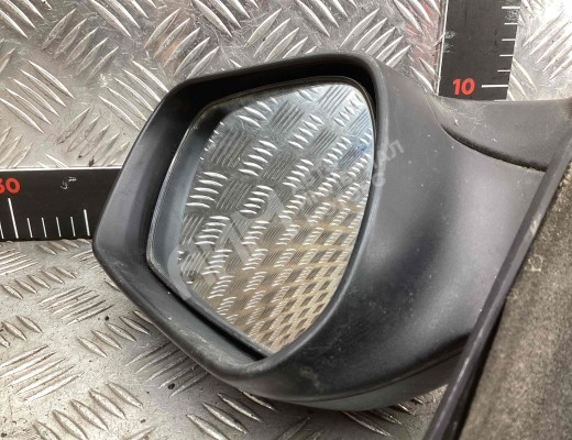 Зеркало наружное правое Mazda 3 I (BK) 2003-2009  Mazda 3 3 I (BK) 2003-2009