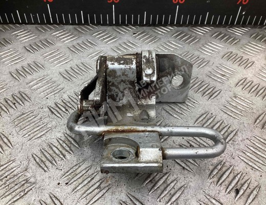 Петля двери передней правой Volkswagen Passat B6 (3C) 2005-2010  Volkswagen Passat Passat B6 (3C) 2005-2010