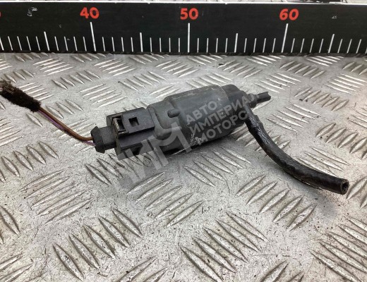 Насос (моторчик) омывателя стекла Mercedes Vito II (W639) 2003-2010  Mercedes Vito Vito II (W639) 2003-2010