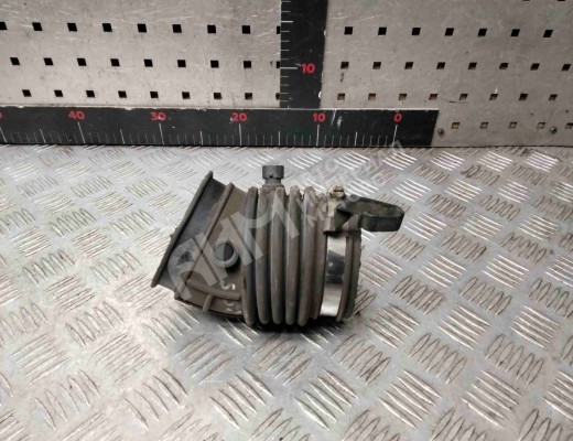 Патрубок воздушного фильтра Chevrolet Alero I 1998-2004  Chevrolet Alero Alero I 1998-2004