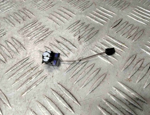 Трос двери передней Volkswagen Golf V (1K) 2004-2009  Volkswagen Golf Golf V (1K) 2004-2009