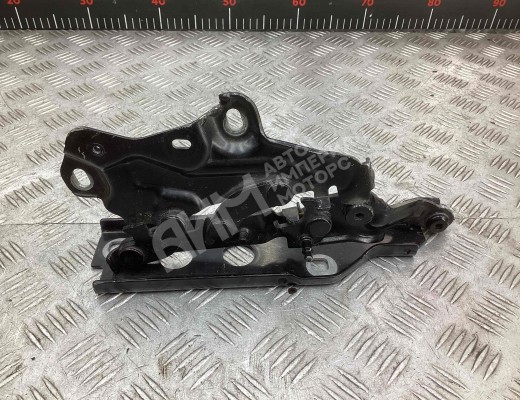 Петля капота левая Audi A6 C8 (4K) 2018-2023  Audi A6 A6 C8 (4K) 2018-2023