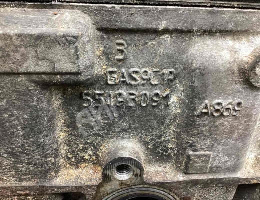 Головка блока цилиндров Opel Zafira B 2005-2008  Opel Zafira Zafira B 2005-2008