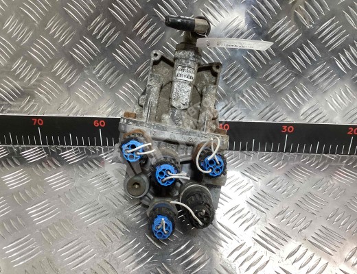 Клапан защитный 4-х контурный Renault Midlum I 2000-2006  Renault Midlum Midlum I 2000-2006