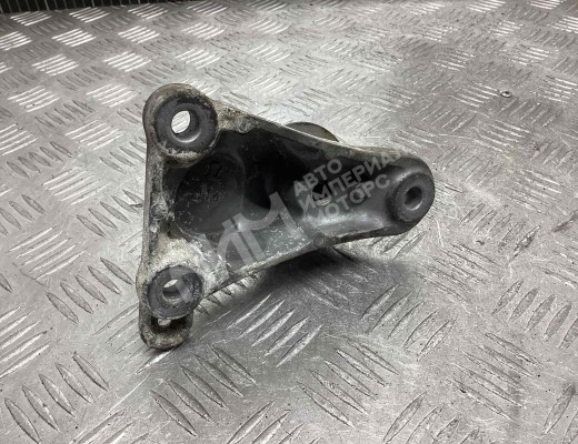 Кронштейн КПП Citroen C4 G. Picasso I (UA) 2006-2013  Citroen C4 Grand Picasso C4 G. Picasso I (UA) 2006-2013