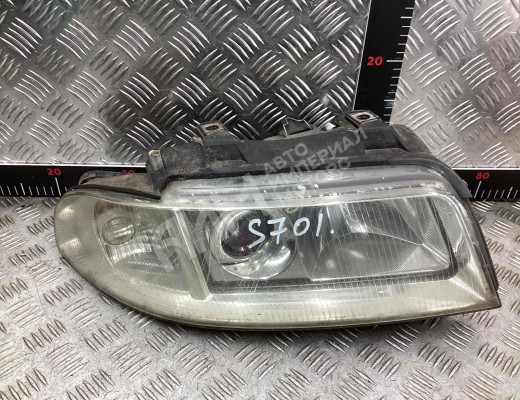 Фара правая Audi A4 B5 (8D) 1999-2001 рестайлинг  Audi A4 A4 B5 (8D) 1999-2001 рестайлинг