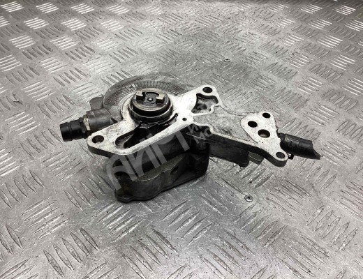 Насос вакуумный Volkswagen Touran I (1T) 2003-2006  Volkswagen Touran Touran I (1T) 2003-2006
