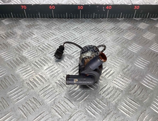 Насос антифриза дополнительный Chrysler Voyager IV (RG) 2001-2008  Chrysler Voyager Voyager IV (RG) 2001-2008