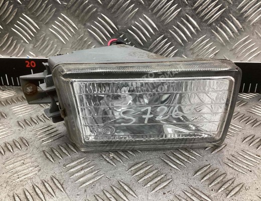 Фара противотуманная правая Mitsubishi Space Wagon III 1998-2004  Mitsubishi Space Wagon Space Wagon III 1998-2004