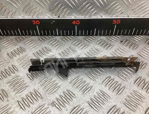 Кронштейн крепления бампера переднего Mercedes E (W211) 2002-2006  Mercedes E E (W211) 2002-2006