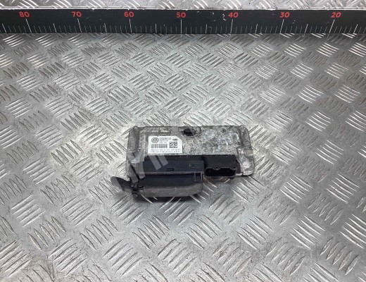 Блок управления двигателем Skoda Fabia II (5J) 2007-2014  Skoda Fabia Fabia II (5J) 2007-2014
