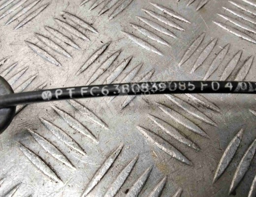 Трос двери задней Volkswagen Passat B5+ (3B) 2000-2005 рестайлинг  Volkswagen Passat Passat B5+ (3B) 2000-2005 рестайлинг