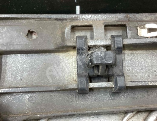 Молдинг крыла переднего левого Mercedes E (W211) 2002-2006  Mercedes E E (W211) 2002-2006