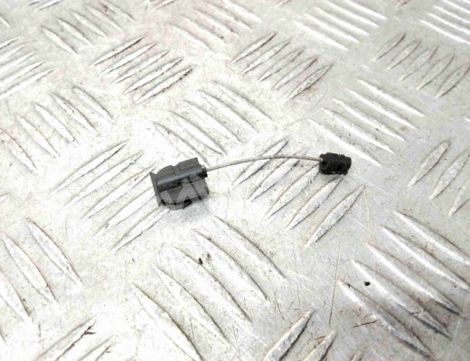 Трос двери передней Volkswagen Passat B5 (3B) 1996-2000  Volkswagen Passat Passat B5 (3B) 1996-2000
