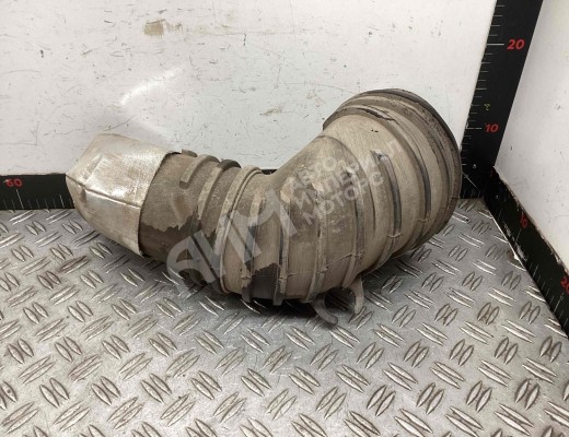 Патрубок турбины Renault Midlum I 2000-2006  Renault Midlum Midlum I 2000-2006