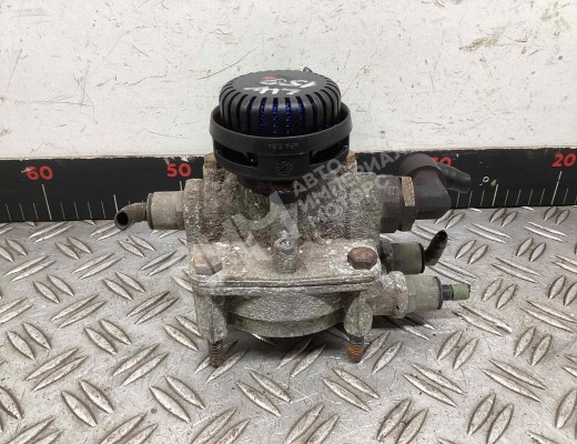 Кран ускорительный Renault Midlum I 2000-2006  Renault Midlum Midlum I 2000-2006